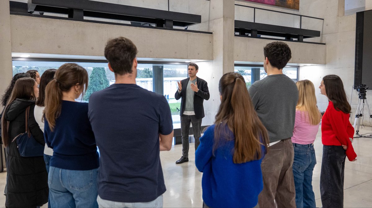 fcomunav tweet media