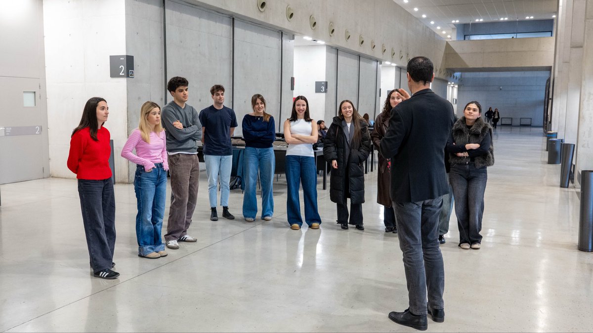 fcomunav tweet media