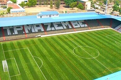 PMutshipula's tweet image. #RDC : Le football n’est pas une jungle.
Ce que certains fanatiques de @FCLupopo ont fait hier au stade Mazembe est une honte pour notre sport.
La passion ne doit jamais devenir du vandalisme.
@JacquesKyabula
#FairPlay