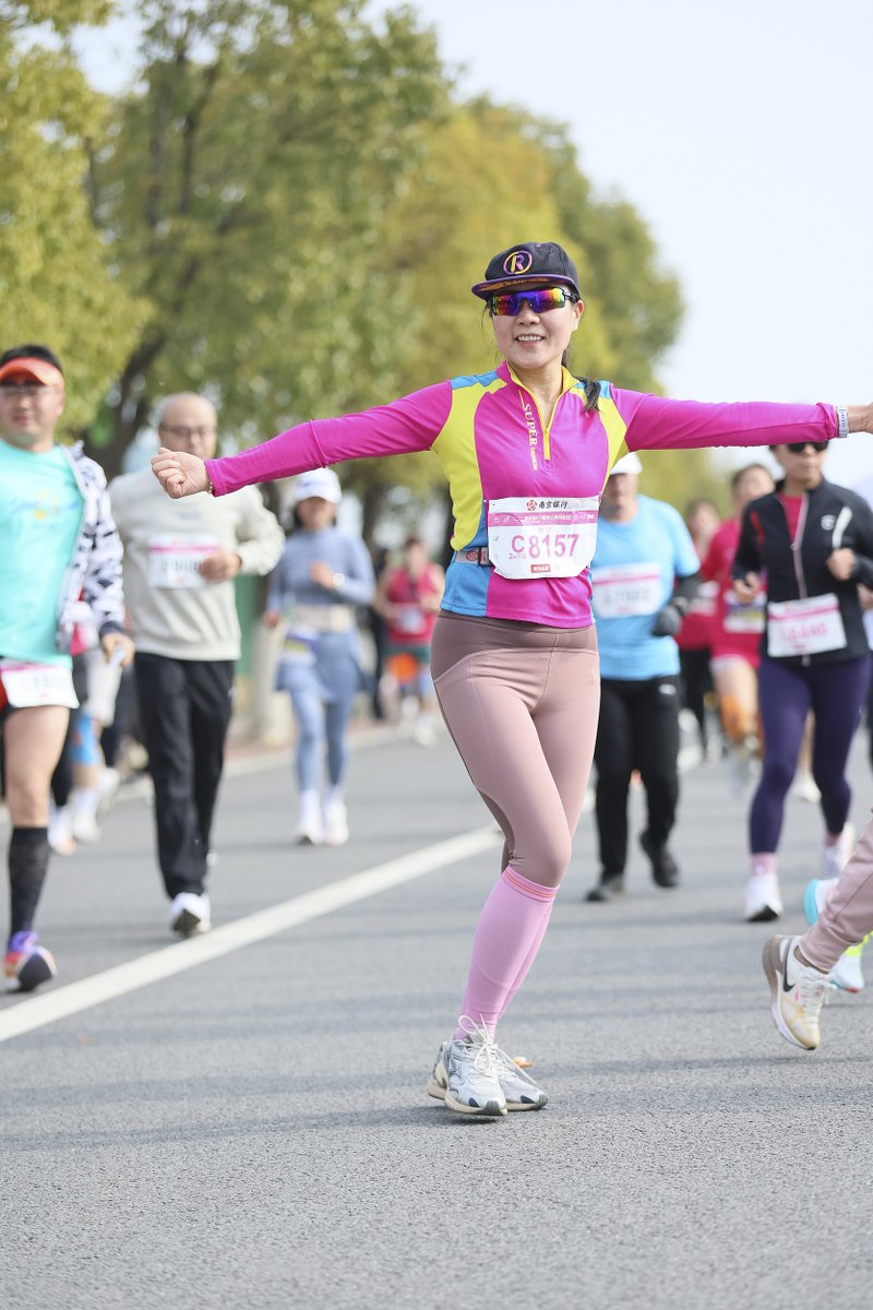 JiangsuYouth's tweet image. 🌟 Get ready for the 2026 Nanjing North Shore Marathon on March 8! 🏃‍♂️ 20,000 runners will hit the streets from Nanjing Youth Olympic Sports Park, racing along the riverside! 💨 #NanjingMarathon #RunWithPride #YouthinJiangsu