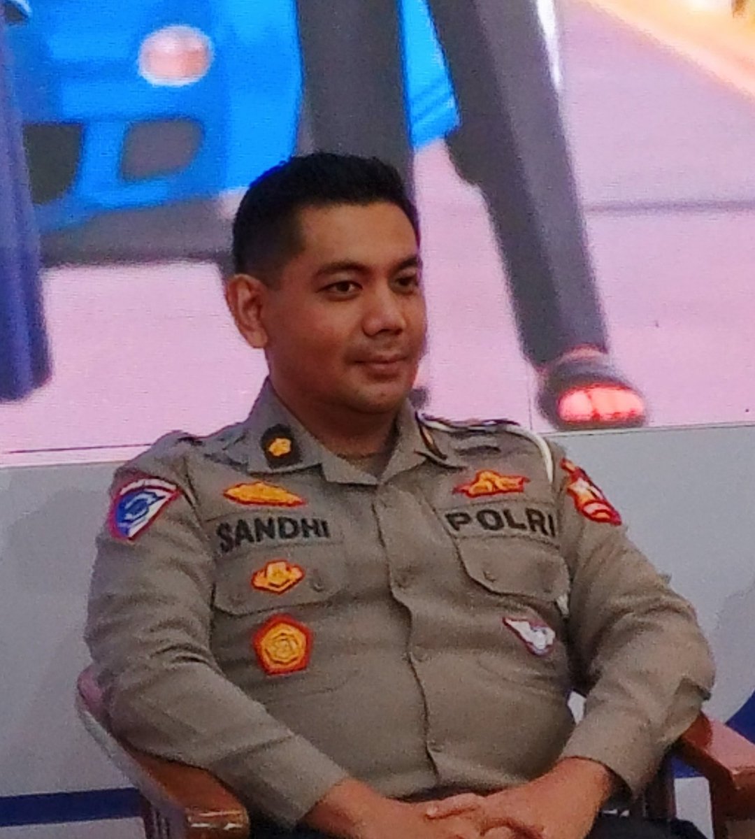 Ade UFi tweet media