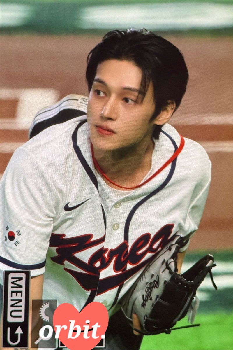 𝒐𝒓𝒃𝒊𝒕. tweet media