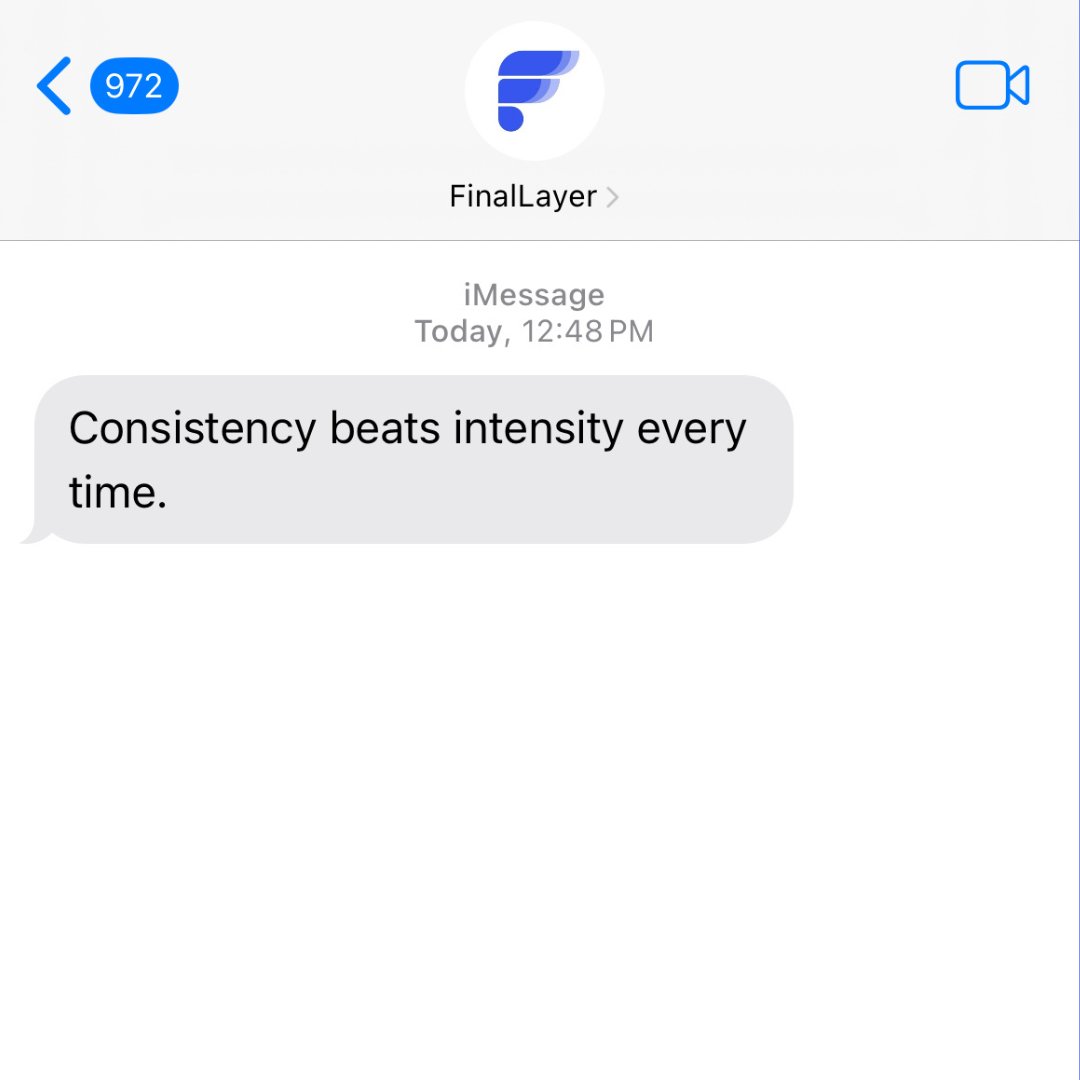 FinalLayerai's tweet photo. Miss 3 posts. Lose 40% of your visibility. LinkedIn's algorithm doesn't care how busy you are. It just moves on. Most founders know what to say. They just can't say it consistently. That's the only gap that matters.

#BuildInPublic https://t.co/2s2X6YLlh3