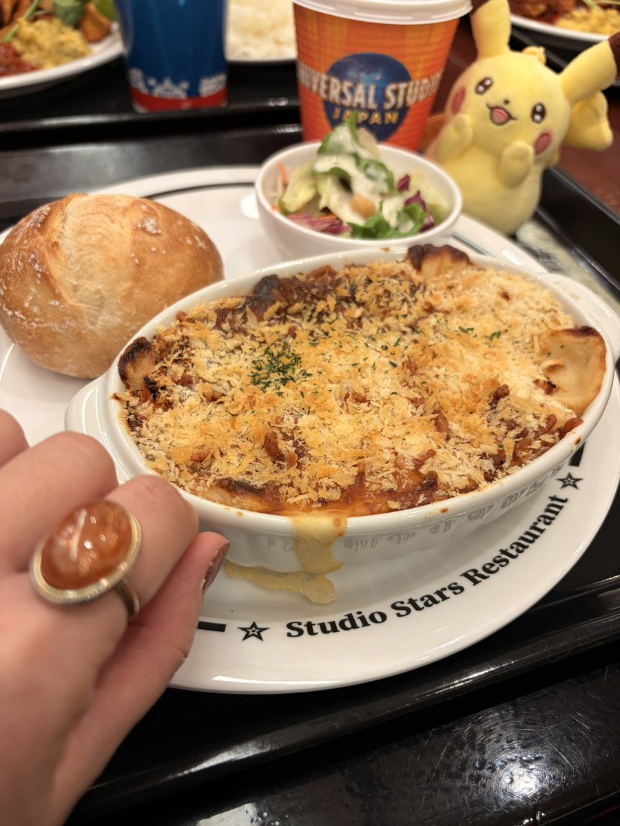 みけ tweet media