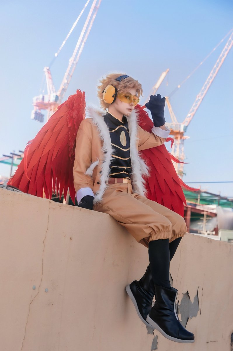 kimhiro_cos's tweet photo. #MHA #ヒロアカ 
 No.2 Hero Hawks ! https://t.co/pRDVDoAuq6