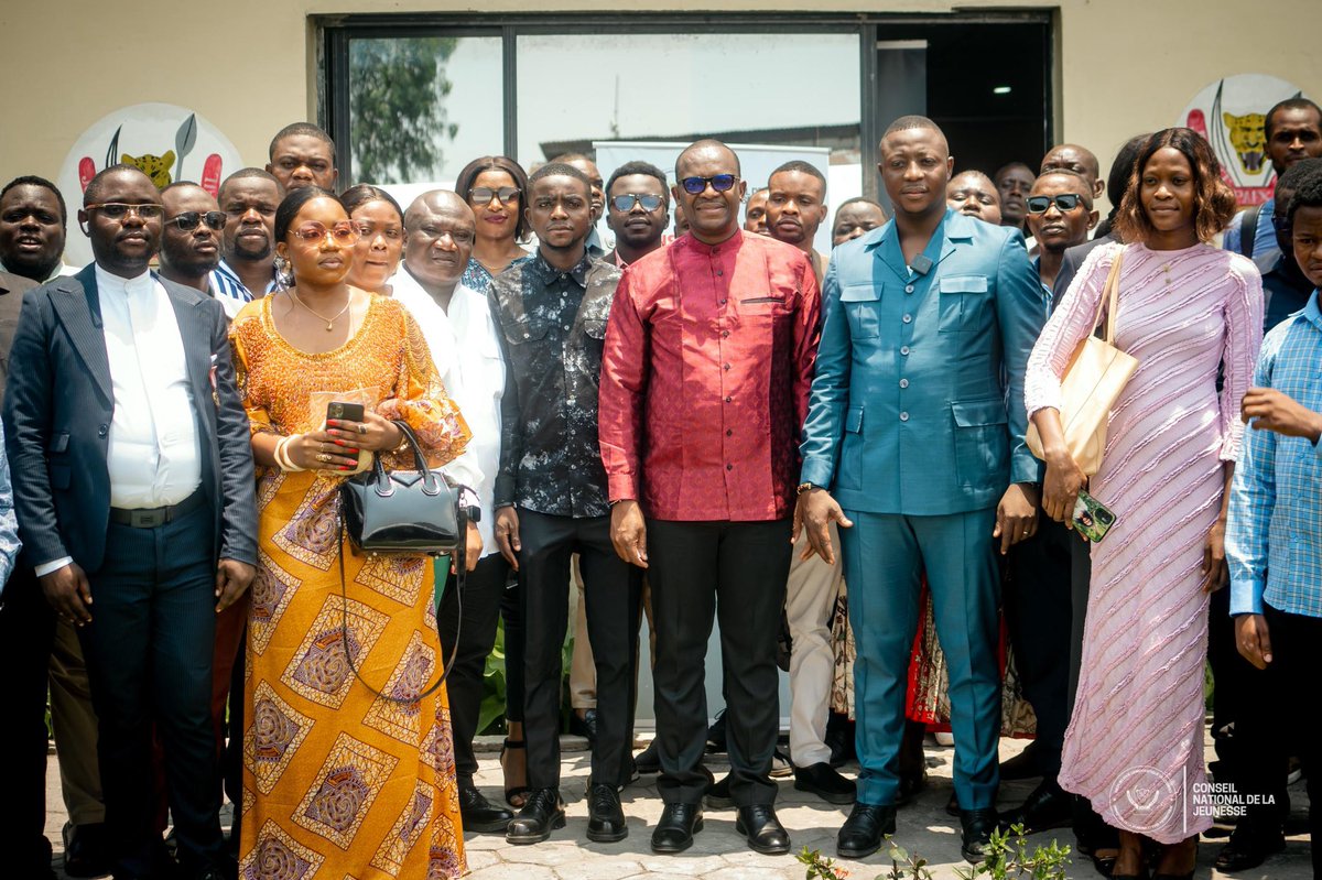 Ronaldo_Mayumbu's tweet photo. Retour sur la matinée @CnjRDC-@FogecRdc  : 100 entrepreneurs formels ont échangé sur l’accès au financement, les garanties FOGEC et la plateforme BOKELI pour simplifier leurs business plans.  #EntrepreneuriatJeune #CNJ #FOGEC #BOKELI https://t.co/gqkuvk5BKb