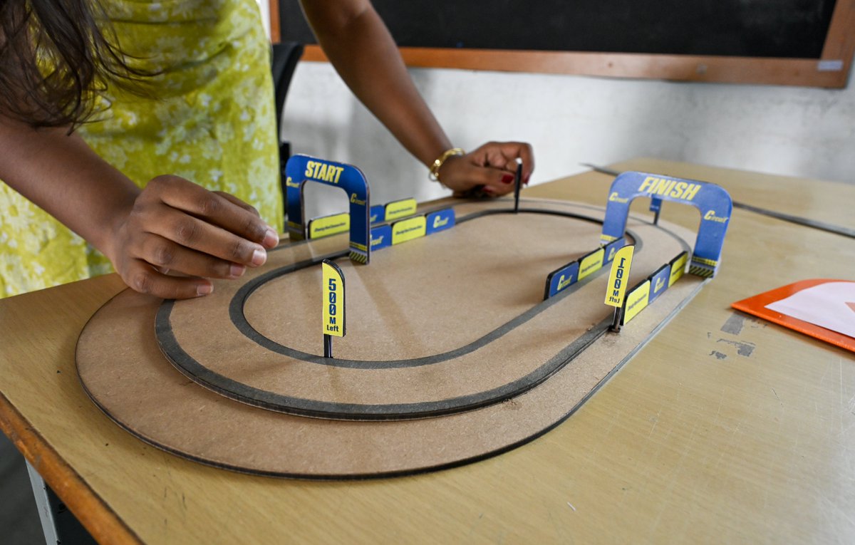 DJ Academy of Design tweet media