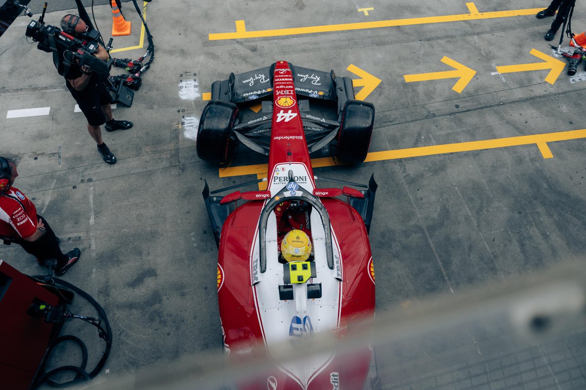 vantagemarkets's tweet photo. A strong weekend on track in Melbourne.
Congratulations to our Partner @scuderiaferrari on their first podium of the season!
#VantageXScuderiaFerrariHP #VantageMarkets #SempreForzaFerrari https://t.co/L4XjxDA7cs