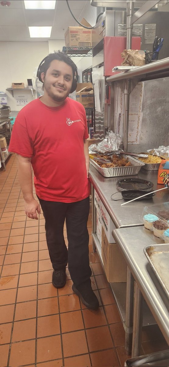 Friday I planned a surprise graduation party for my employee who is on the spectrum.. he graduated from a special needs culinary program... he was so happy and im just very proud of my guy... and yes.. ofcourse i cried