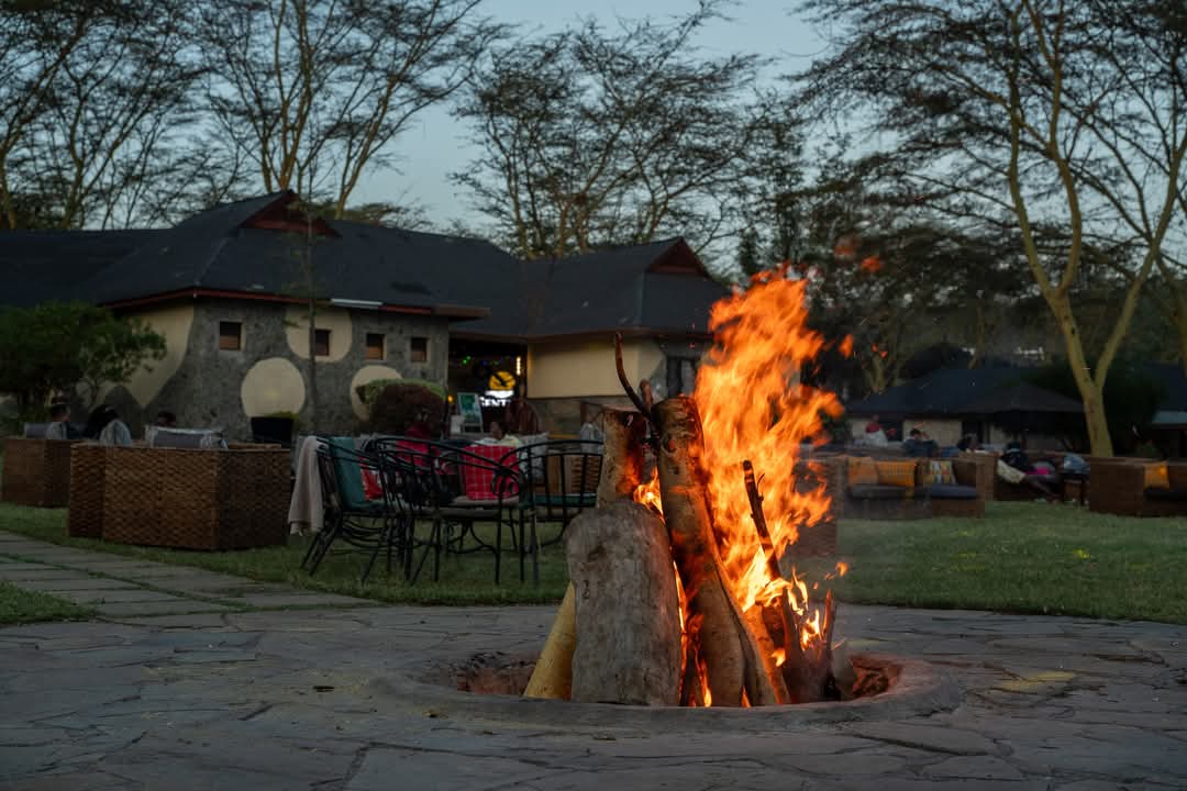 Sentrim_Hotels's tweet photo. Feel the thrill of the rally and unwind in premium comfort at Sentrim Elementaita Resort. Close to the action, with live entertainment, ample outdoor space and warm hospitality, it is the perfect getaway for you and your crew.
☎️ 0796 890 890 / 
📧reservations@sentrim-hotels.com https://t.co/swSSks8wPh
