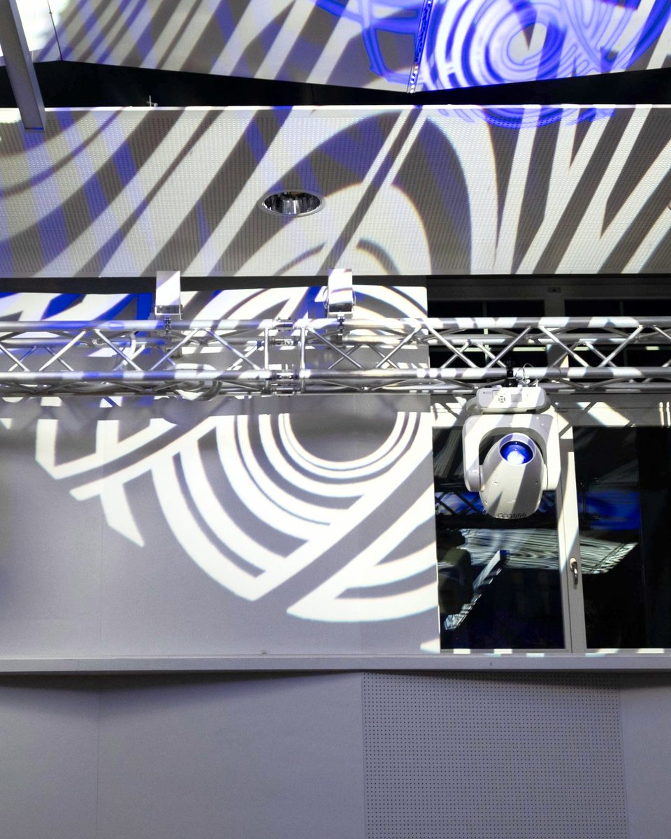 PROLIGHTS tweet media