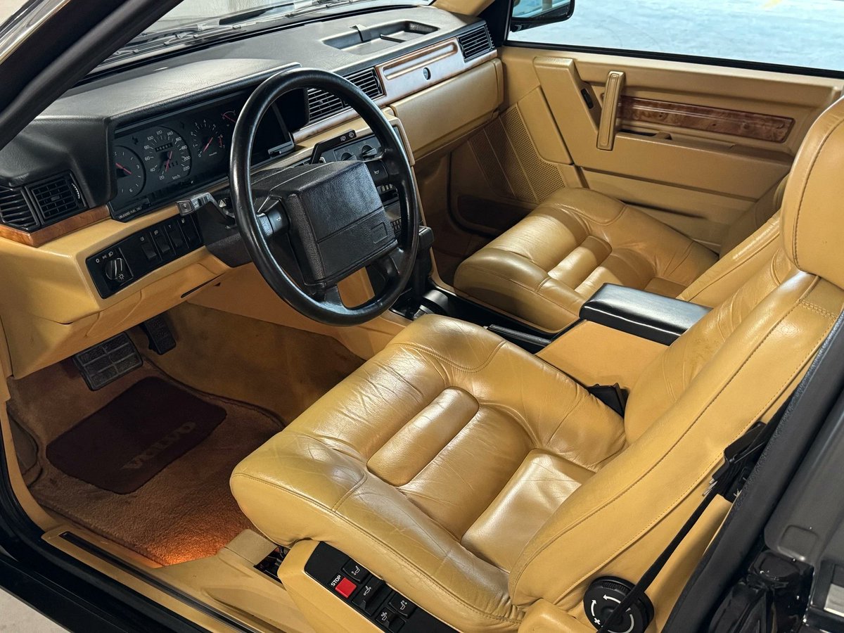 LienhardRacing's tweet photo. b
1990 VOLVO 780 Coupé Bertone
CHF 19'850.–

©by 🤳 M2 CLASSIC VOLVO, 3633 Amsoldingen https://t.co/r9dFS5Mwyw