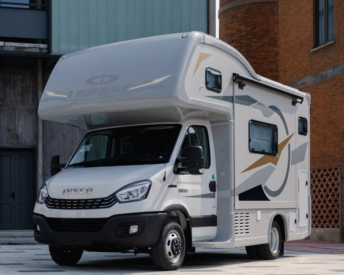 MMM Magazine tweet media