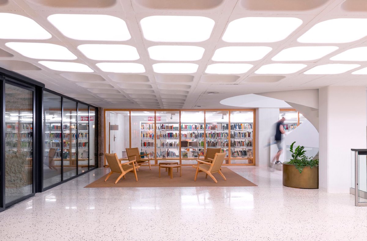 grupobaratz's tweet photo. 🤩💻📚 La biblioteca del AMB estrena plataforma de búsqueda
🔗 https://t.co/fUUb5QXh3F
📚 #Bibliotecas
🌀 #ODA
💻 #Absys
🗃 #DSpace https://t.co/mlbH3bZl4w