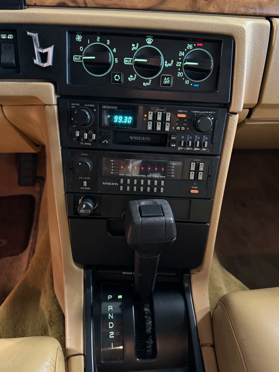 LienhardRacing's tweet photo. b
1990 VOLVO 780 Coupé Bertone
CHF 19'850.–

©by 🤳 M2 CLASSIC VOLVO, 3633 Amsoldingen https://t.co/r9dFS5Mwyw