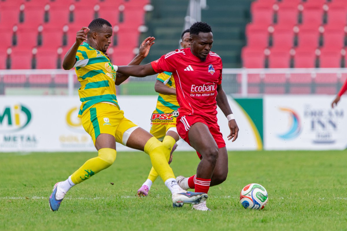 CastleLagerPSL's tweet photo. Scenes from yesterday’s Castle Lager PSL clash between Hardrock FC and Scottland FC ⚽📸 https://t.co/USwlrl2He7