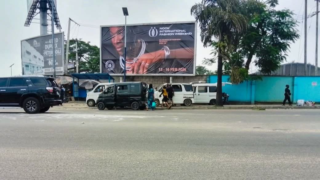 Datoofthecreeks's tweet image. This billboard by stadium road (BenJack) is available for immediate rental.

Kindly reach PortHarcourt AdvertLady on 0817 508 5159 to rent.

#OutdoorAdvertising #portharcourt #portharcourtadvertlady