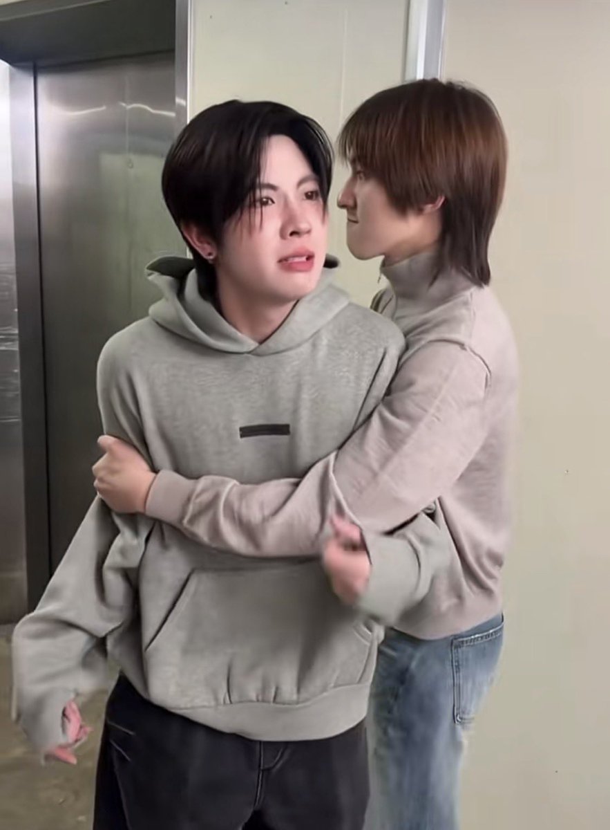 คิดถึงใครครับ พูด จะพูดไม่พูด