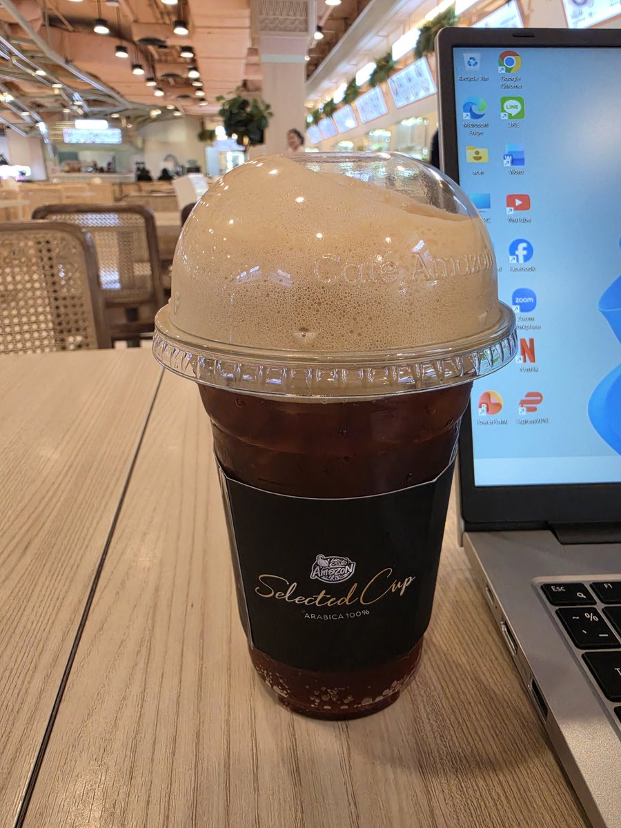 กราบ...งามๆ 3 ที
หลังเจอ Bad Day เข้าไป 
มี..อเมพีช..มาปลอบ 
ก็กลายเป็น GoodDay ได้
...Have a Great Day. 😊