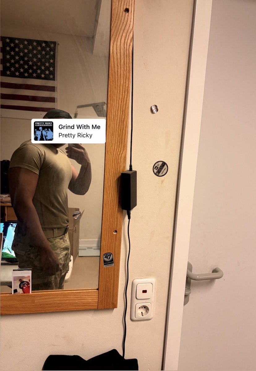 FPSkhronic tweet media