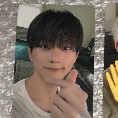 じす子 tweet media