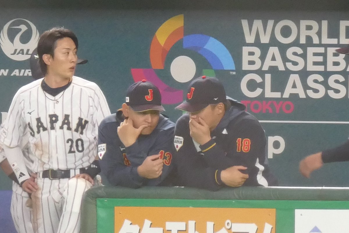 ku24ra99's tweet photo. 我らがオリックスの左右エースかわいい

#山本由伸 
#宮城大弥 
#オリックス
#侍JAPAN
#wbc2026 https://t.co/r1gwbxU4sy