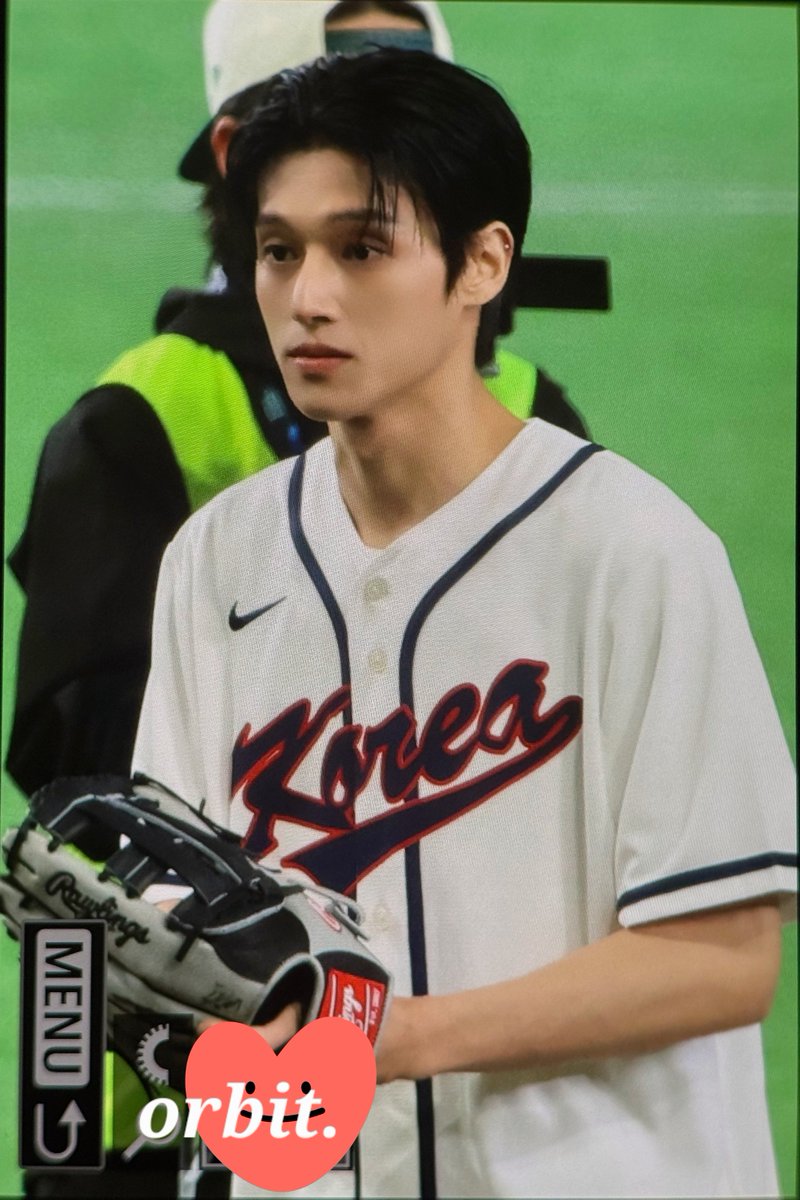 𝒐𝒓𝒃𝒊𝒕. tweet media