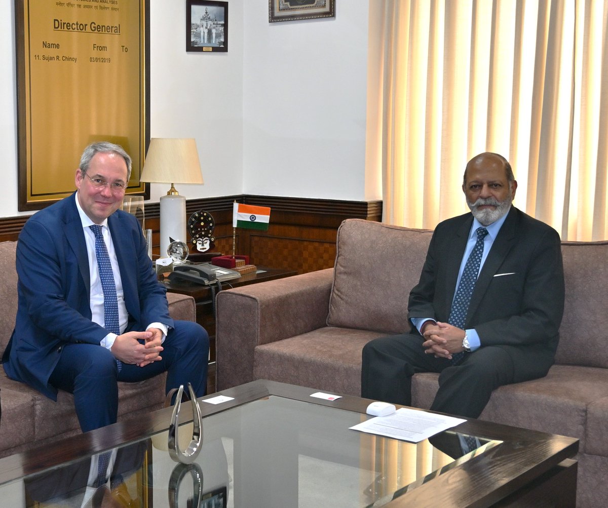 IDSAIndia's tweet photo. Dr. Achim Wennmann, Director of Partnerships and Nagulendran Chair in Peace Mediation, @GVAGrad &amp; Editor-in-Chief, @GePolOutlook called on DG @SujanChinoy @IDSAIndia for an exchange of views. https://t.co/Ixlx1qEy7B