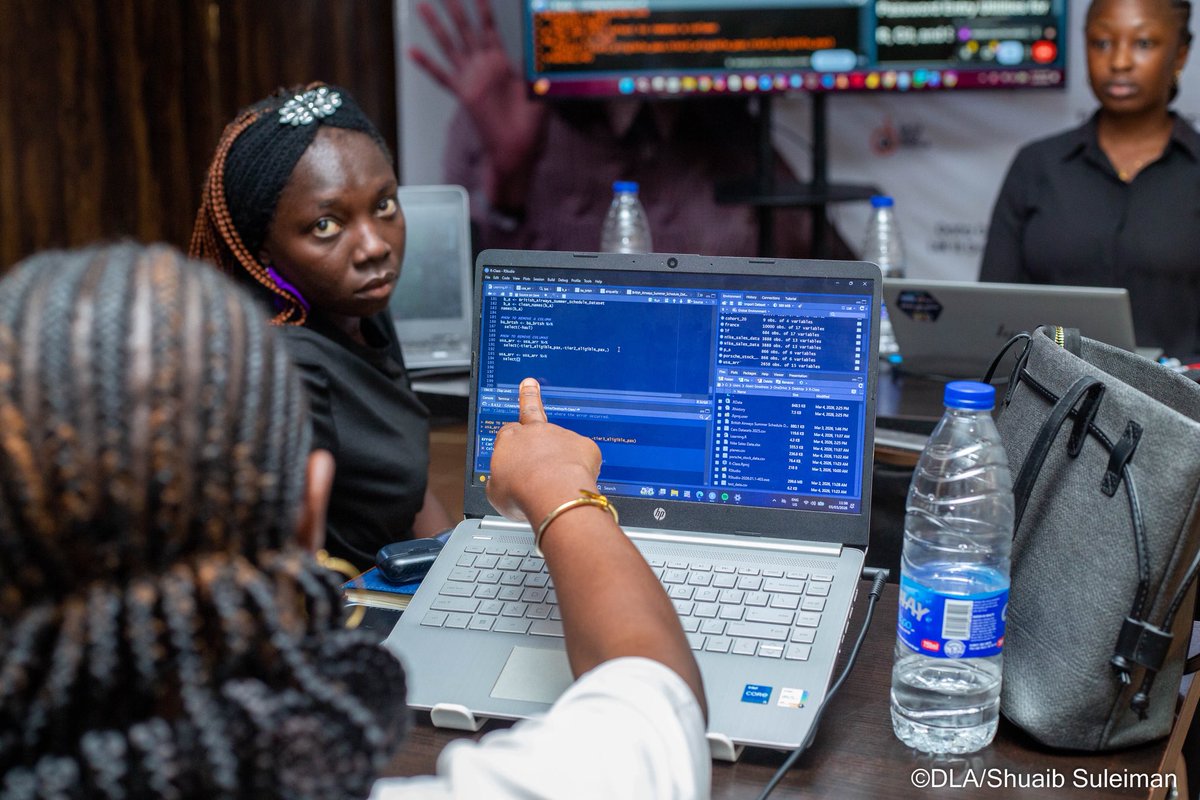 DataLead_Africa's tweet image. The future belongs to those who show up and learn.
Our Data Analytics Bootcamp students starting the week strong. 

#MondayMotivation #TechCareer #DataAnalytics #DataScience #LearnTech #FutureInTech #TechSkills #CareerGrowth #DataLeadAfrica