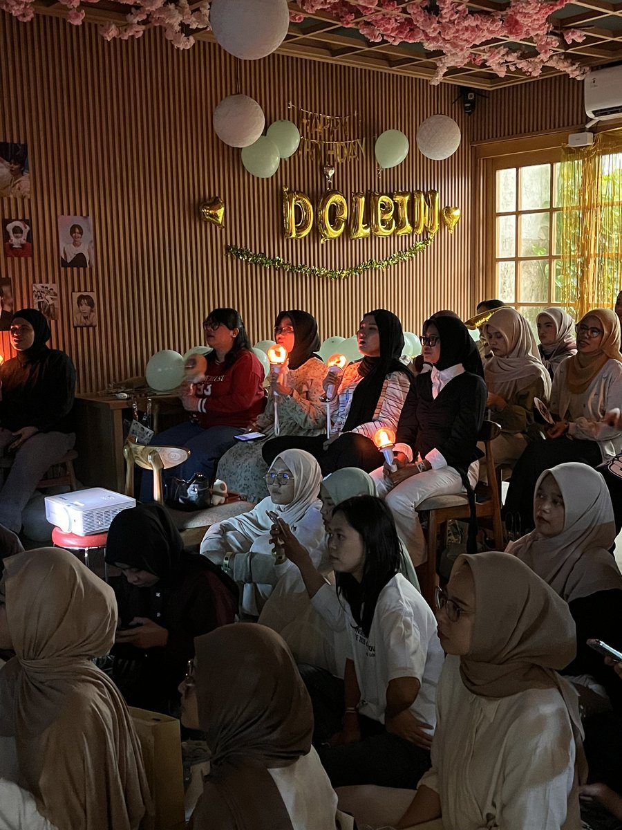 riize_airways's tweet photo. Hello briize♡ ini momen² seru kita selama ikut ANDOLBIN BAND EVENT 🥰🥰 

#bukberANDOLBIN_BAND https://t.co/nKs8svD4Df