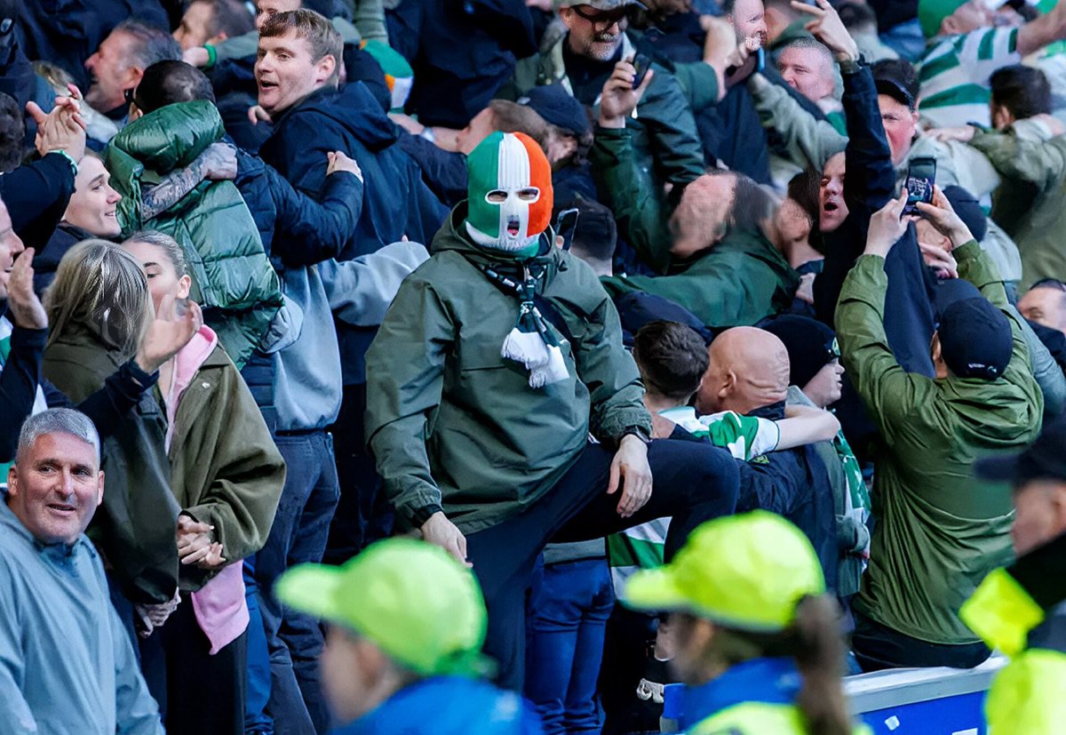 Antifa_Ultras tweet media