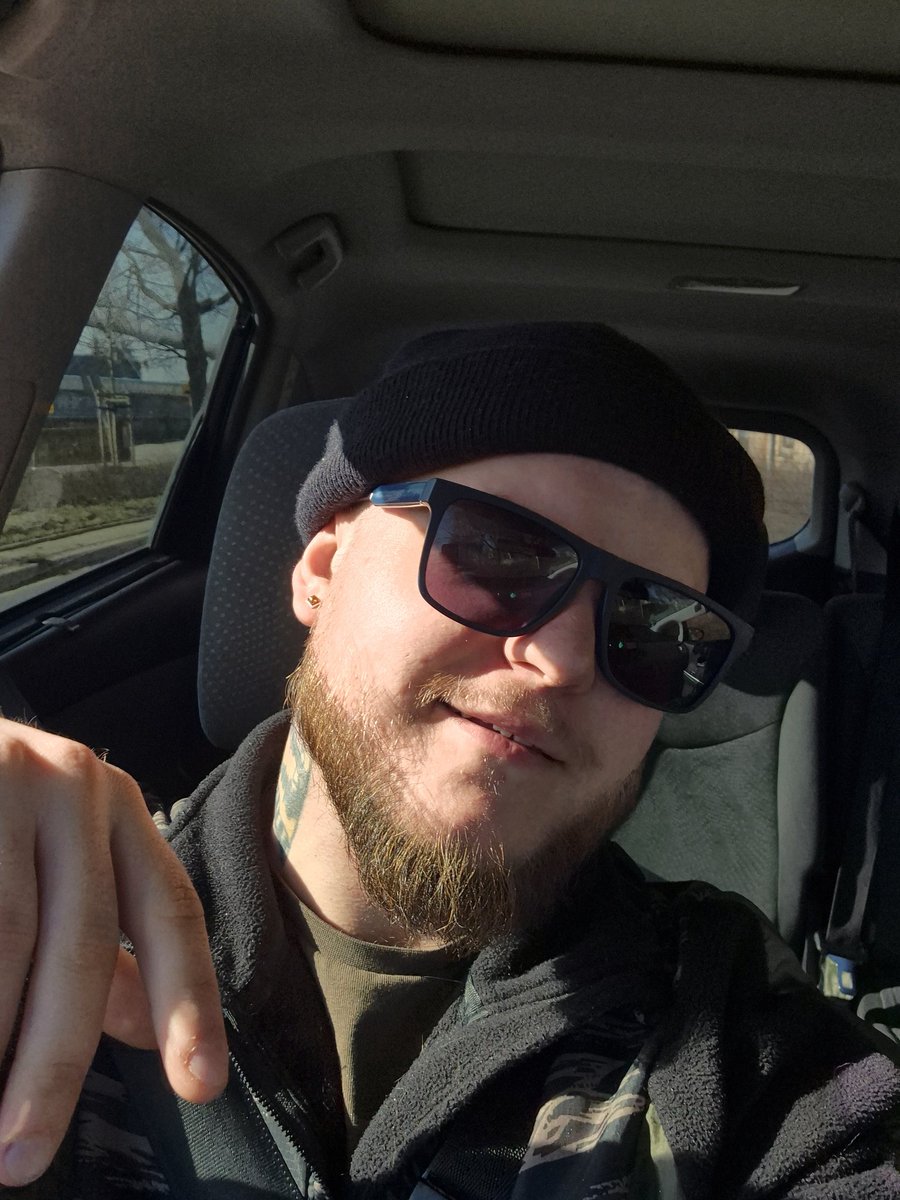 young_daddy tweet media