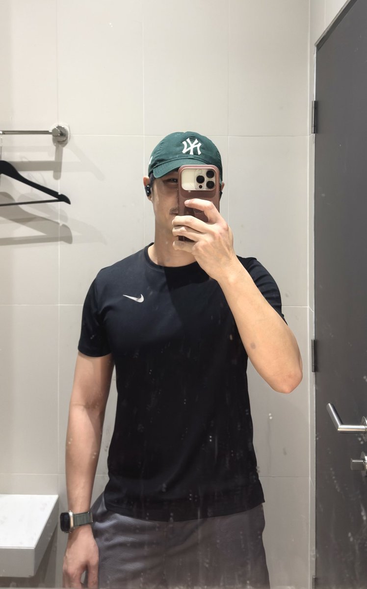 Kin Pakin tweet media