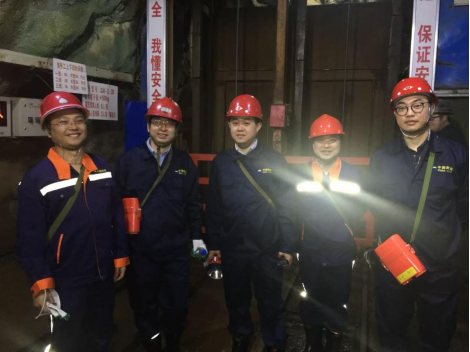 IHuaXi's tweet photo. What happens to life deep underground?
At 1,470m below the surface, researchers from #WCH conducted the world’s first #deepunderground medical experiments.
Ultra-low radiation slowed cell growth—opening new questions about cancer, aging, and human adaptation.
#CancerResearch https://t.co/oEQyaO1yvk