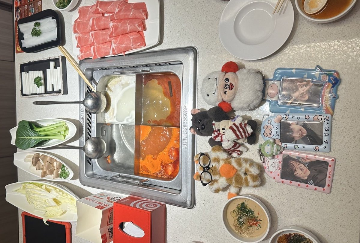 メイドさんにカキカキしてもらったり萌え萌えきゅんしてもらったりウナクちゃんに会いに行ったりハイディラオで火吹いたりたのしい日曜日260308🩷