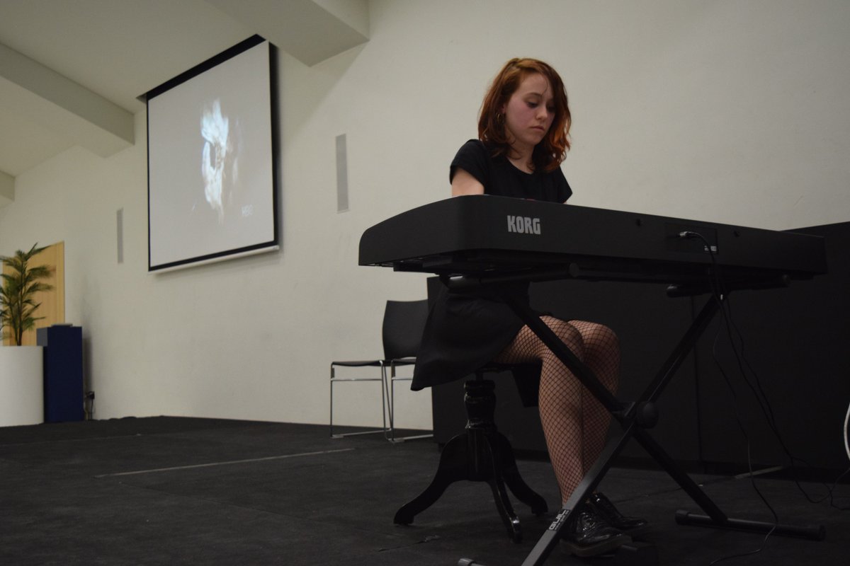 Elesky 🦋 エレスキー tweet media