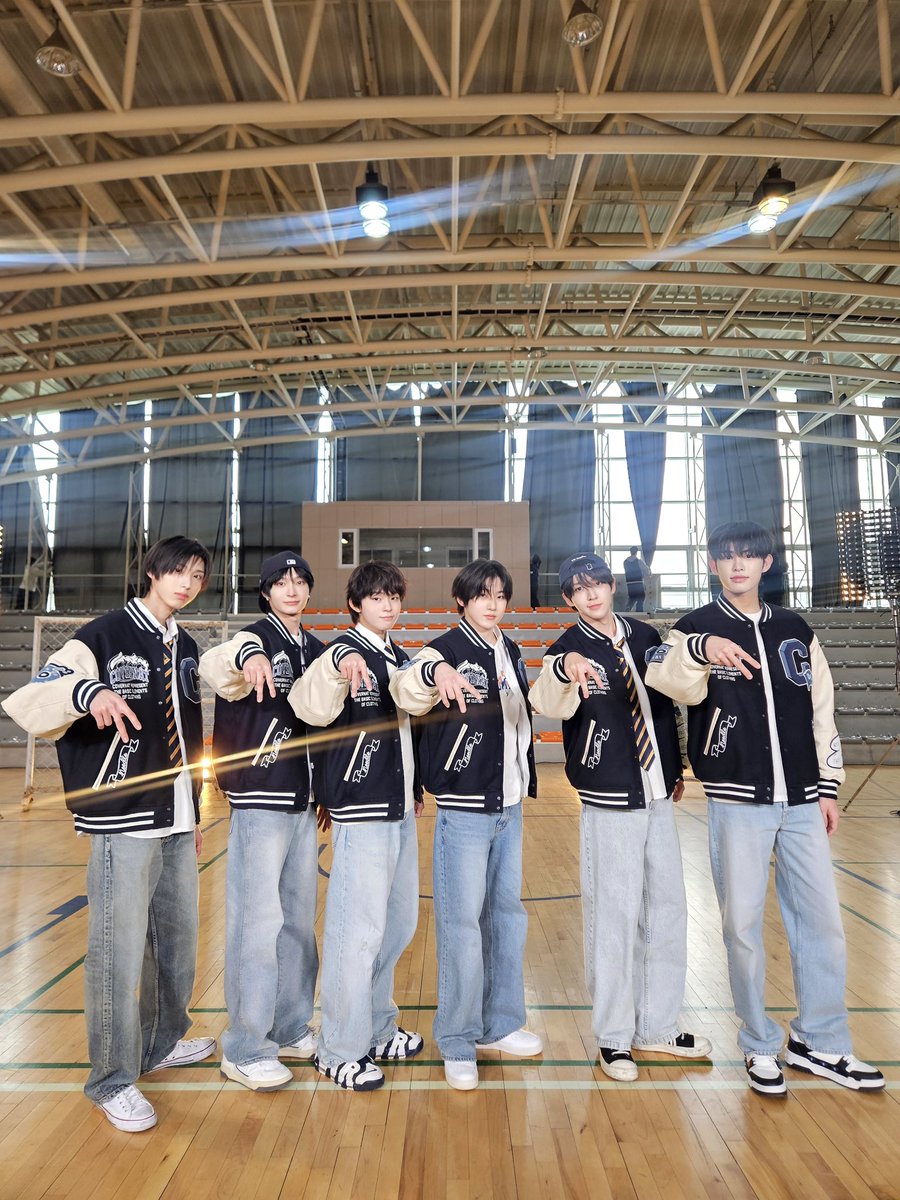 kickflip_jype's tweet photo. 📸ᴋɪᴄᴋᴋɪᴄᴋᴅᴀʏ

260309
dingo music MOVE REC.

#KickFlip #킥플립  
#My_First_Kick #KickFlip_Twenty https://t.co/RxxozggQ0p