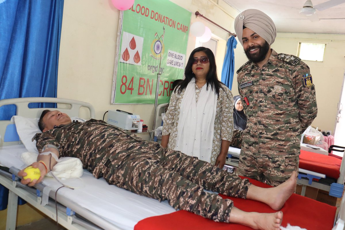 jammusector's tweet photo. On the eve of the 87th #CRPF Raising Day, the 84 Bn CRPF of Jammu sector organized a #BloodDonation Camp at Ramban, J&K. Sh. N. Ranbir, Commandant, and 25 personnel donated blood, embodying the true spirit of humanity. #ServiceWithCompassion
@gpsinghips @ANI @PIB_India https://t.co/HFZtKNmNWi