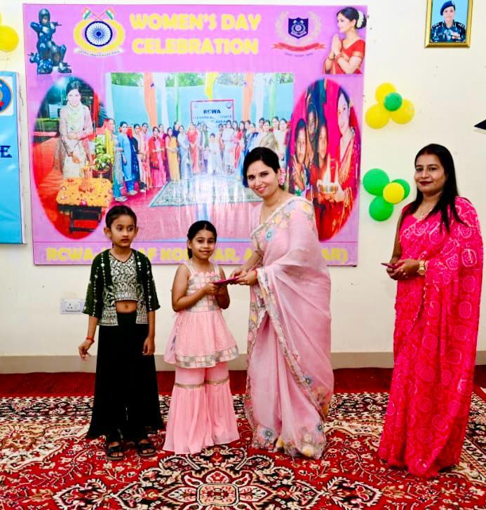 R114raf's tweet photo. Families of @114RAF personnel under the aegis of RCWA-114 celebrated International Women’s Day at HQ. premises in Ara,  Bihar. Games, cultural program and prize distribution was conducted by Head, RCWA, followed by lunch. The function was organised to promote women’s empowerment. https://t.co/4Czr0FJGrm