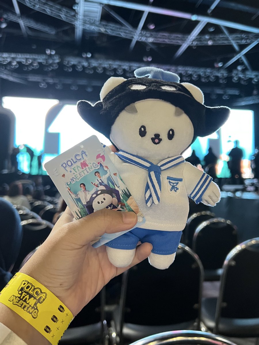 bubblychewy's tweet photo. Finally, be able to post this. Thank you so much @duoticket for assisting me in getting this ticket! I’m finally saw my lovely baby up close 🥹🫶🏻 #ดูโอ้กดบัตร https://t.co/seV53cP99C