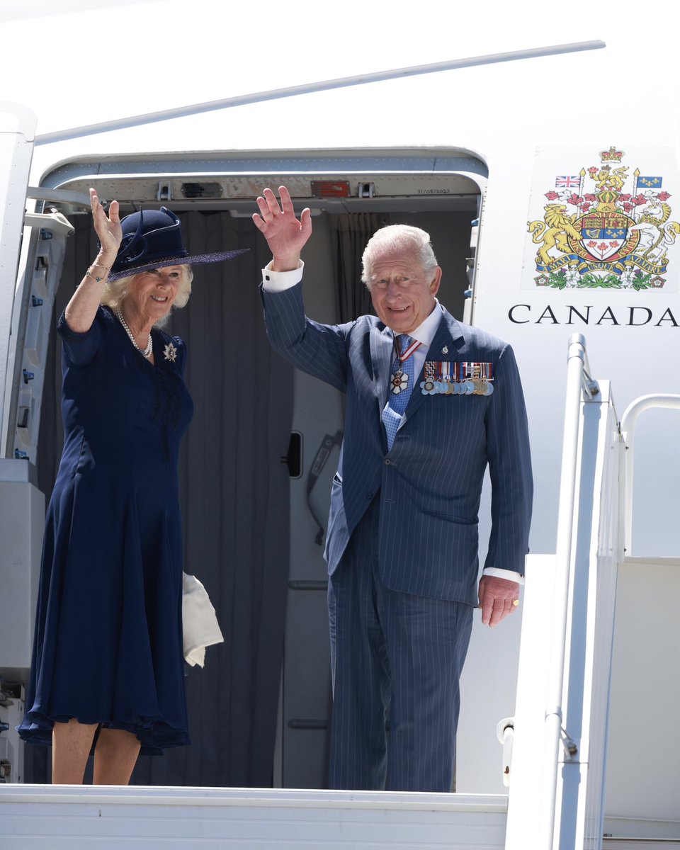 The Royal Family tweet media