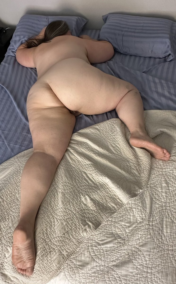 milf honnie tweet media