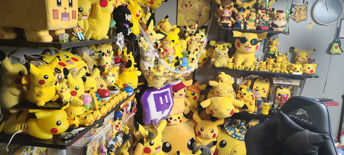 ProfPika tweet media