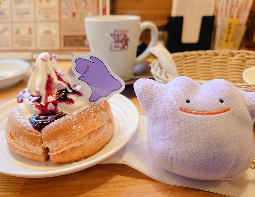 sirukoha's tweet photo. コメダでモーニングとポケモンコラボのシロノワールたべてきた メタモンもいっしょだよ https://t.co/otW0BBsEoH