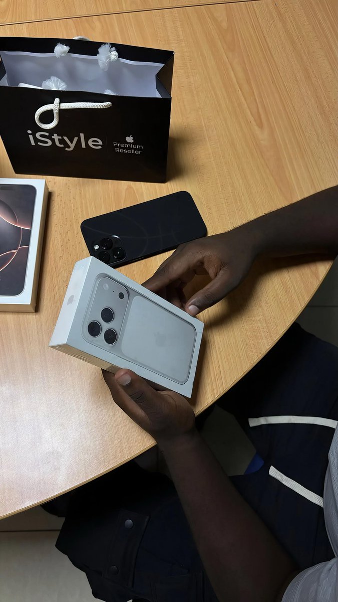 iStyle Center tweet media