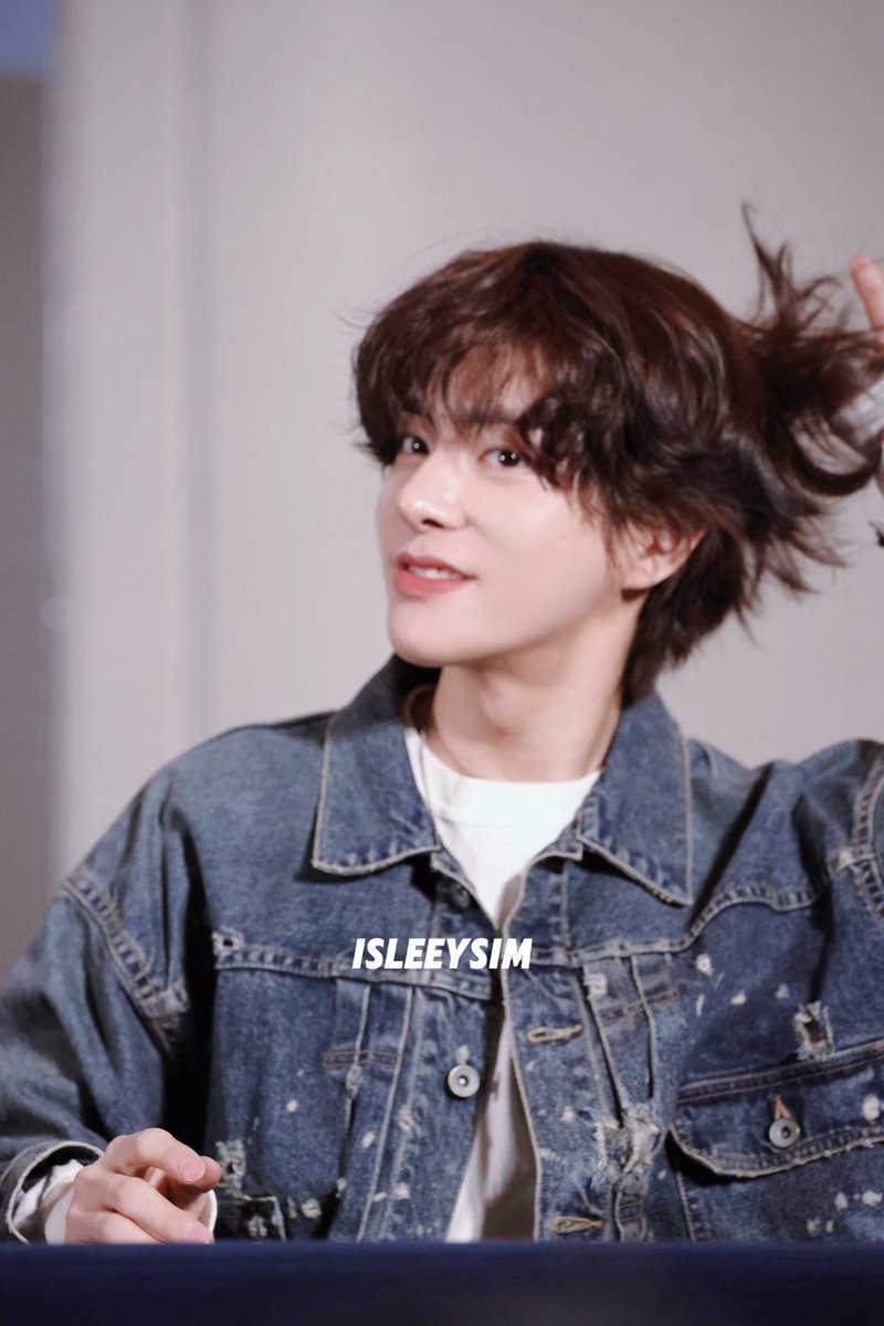 isleeysim's tweet photo. 20260308
yzy·shanghai

fluffy hair🤭

#제이크 #JAKE #ジェイク 
#심재윤 #SIMJAEYUN #沈载伦 
#엔하이픈 #ENHYPEN_JAKE #ENHYPEN https://t.co/2tqgAQfGa1