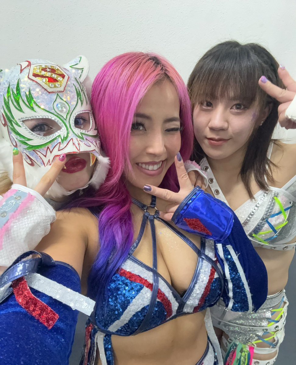 StarLight_Kid11's tweet photo. アレナ・メヒコで会えました🫶🏻🫶🏻🫶🏻
#SLK
#NEOGENESIS
#STARDOM https://t.co/mUooFKMBFR
