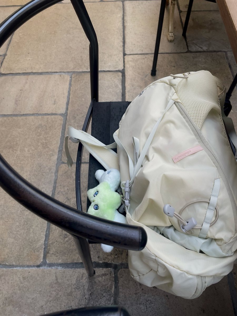  ︎︎ tweet media