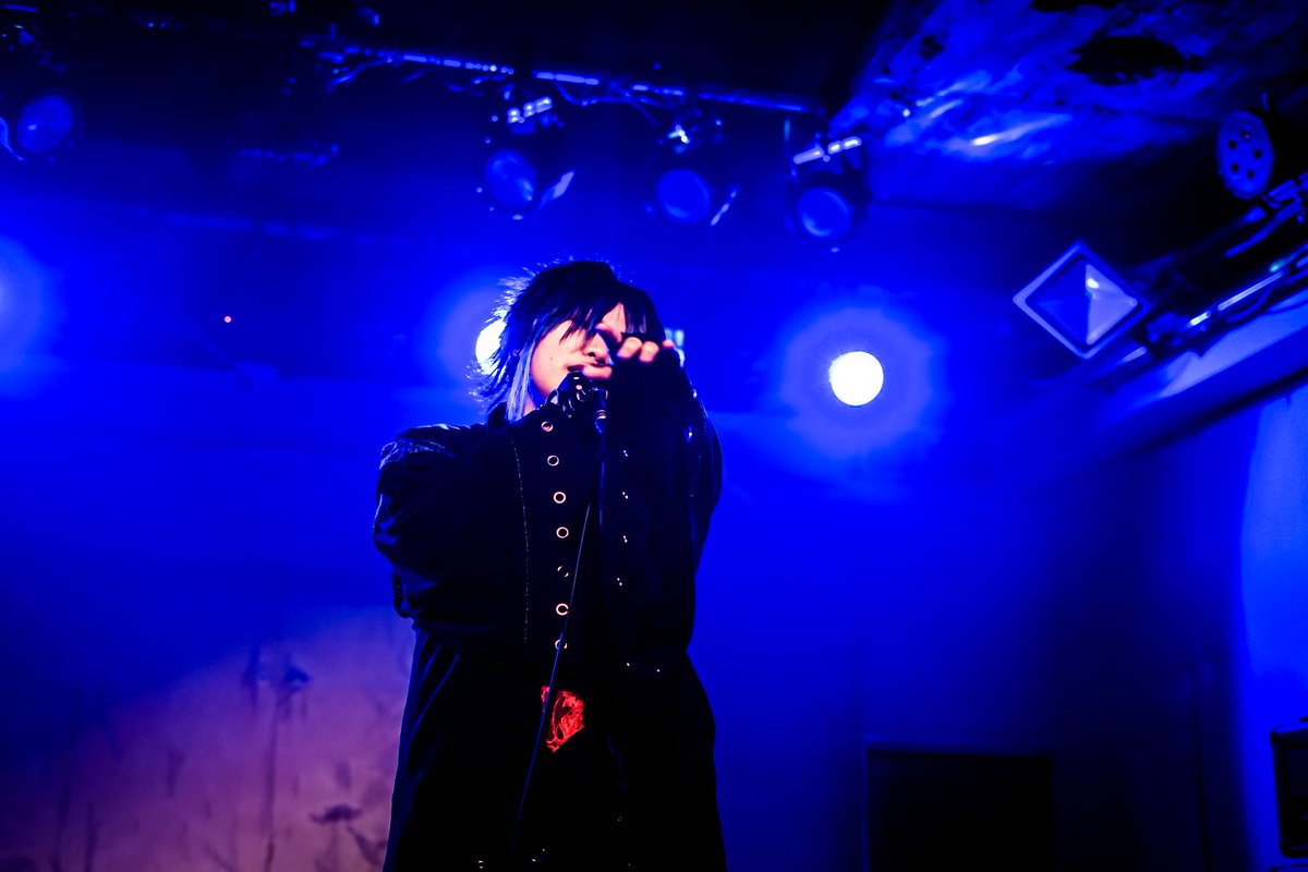 水無月 葵@3/8clever sound 1993 tweet media