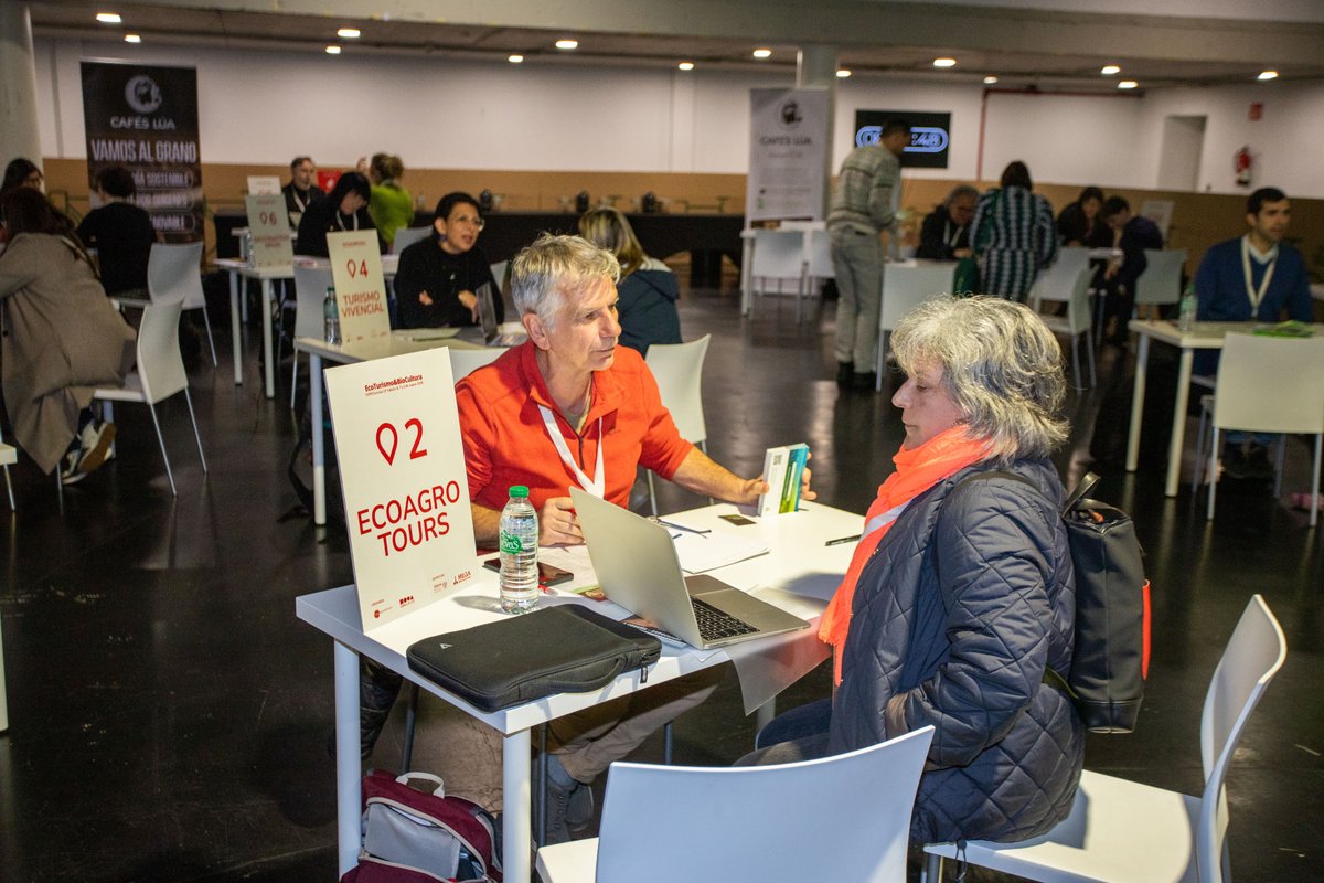 ClusterGalicia's tweet photo. 🤝 As empresas de Galicia Destino Sostible participaron no workshop profesional de ecoturismo de @biocultura.

Compartiron os seus proxectos con turoperadores e estableceron alianzas estratéxicas que reforzan o posicionamento de Galicia como destino sostible. https://t.co/nEFFfgrsxU